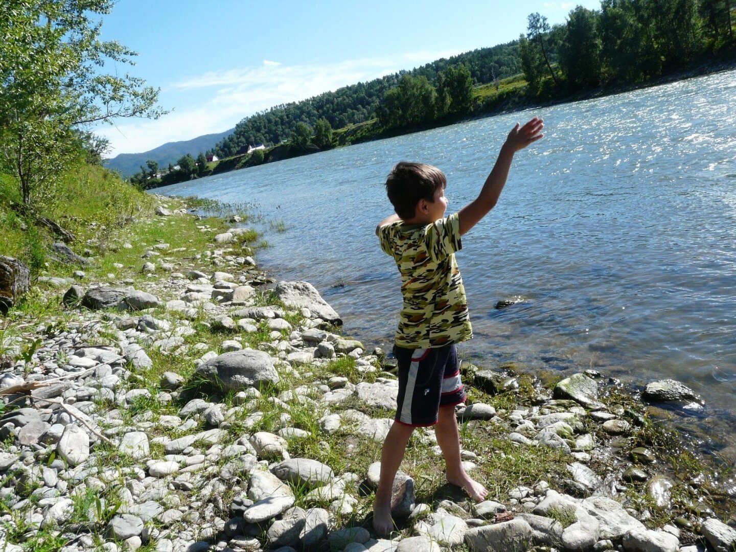 "И дым Отечества..." или о том, как вместе с дымом могут быть развеяны мифы о "хорошем" и "плохом" туризме
