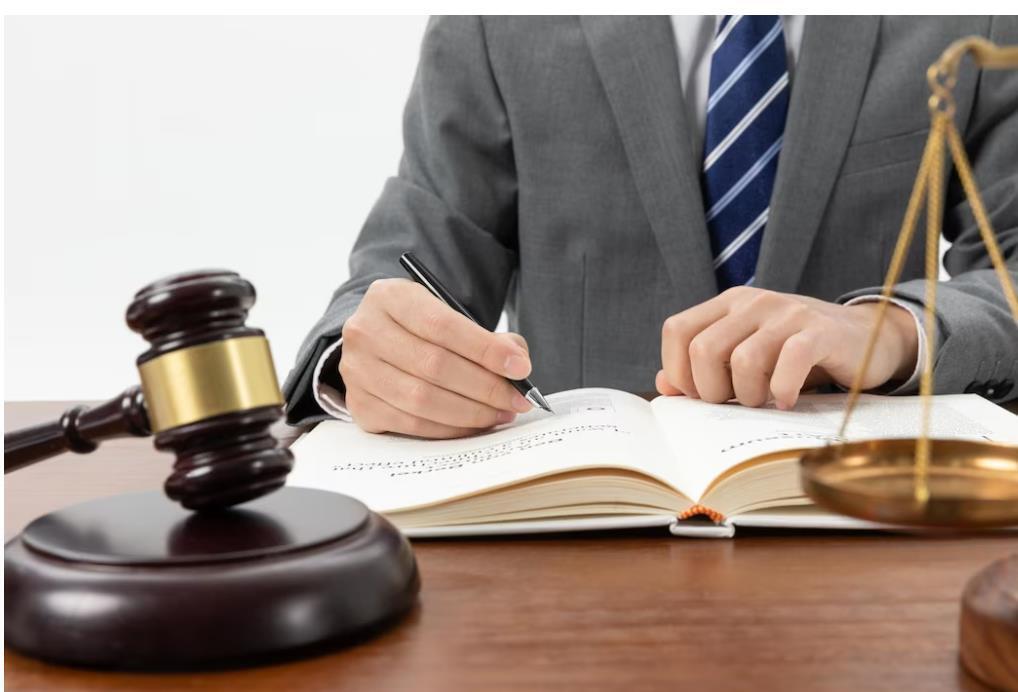 Кто должен возмещать ущерб квартире в результате ЧП