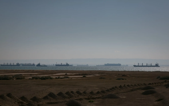 ВР приостанавливает поставки нефти через Красное море из-за опасения нападений