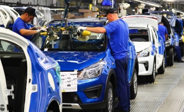 Российская фирма приобрела завод Hyundai Motor в Санкт-Петербурге всего за 10 000 рублей. Что стоит за шокирующей сделкой?