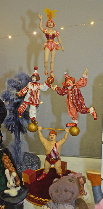 Зимний бал кукол на Тишинке