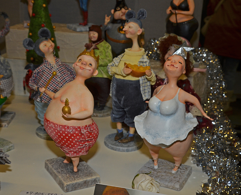 Зимний бал кукол на Тишинке