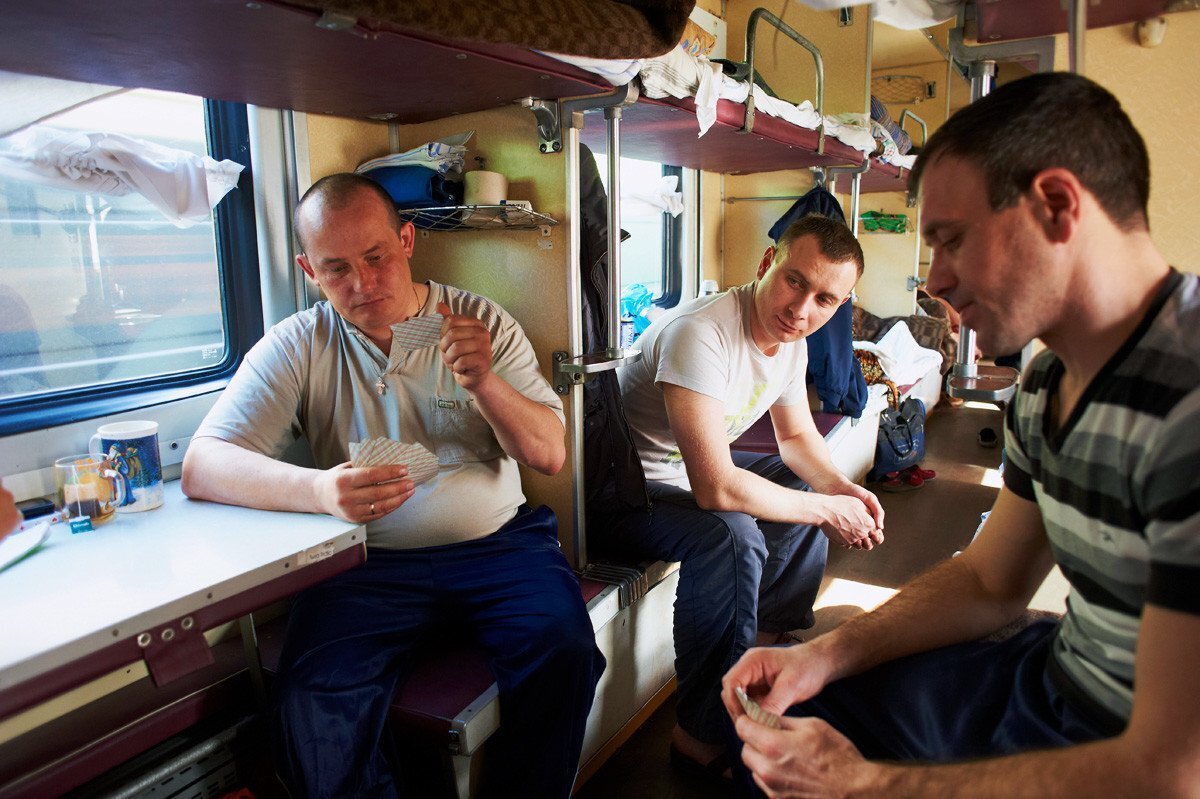 Наличка-зло и анахронизм! А в безналичных расчетах-сила и будущее. Всем мифотворцам теории цифрового концлагеря посвящается.