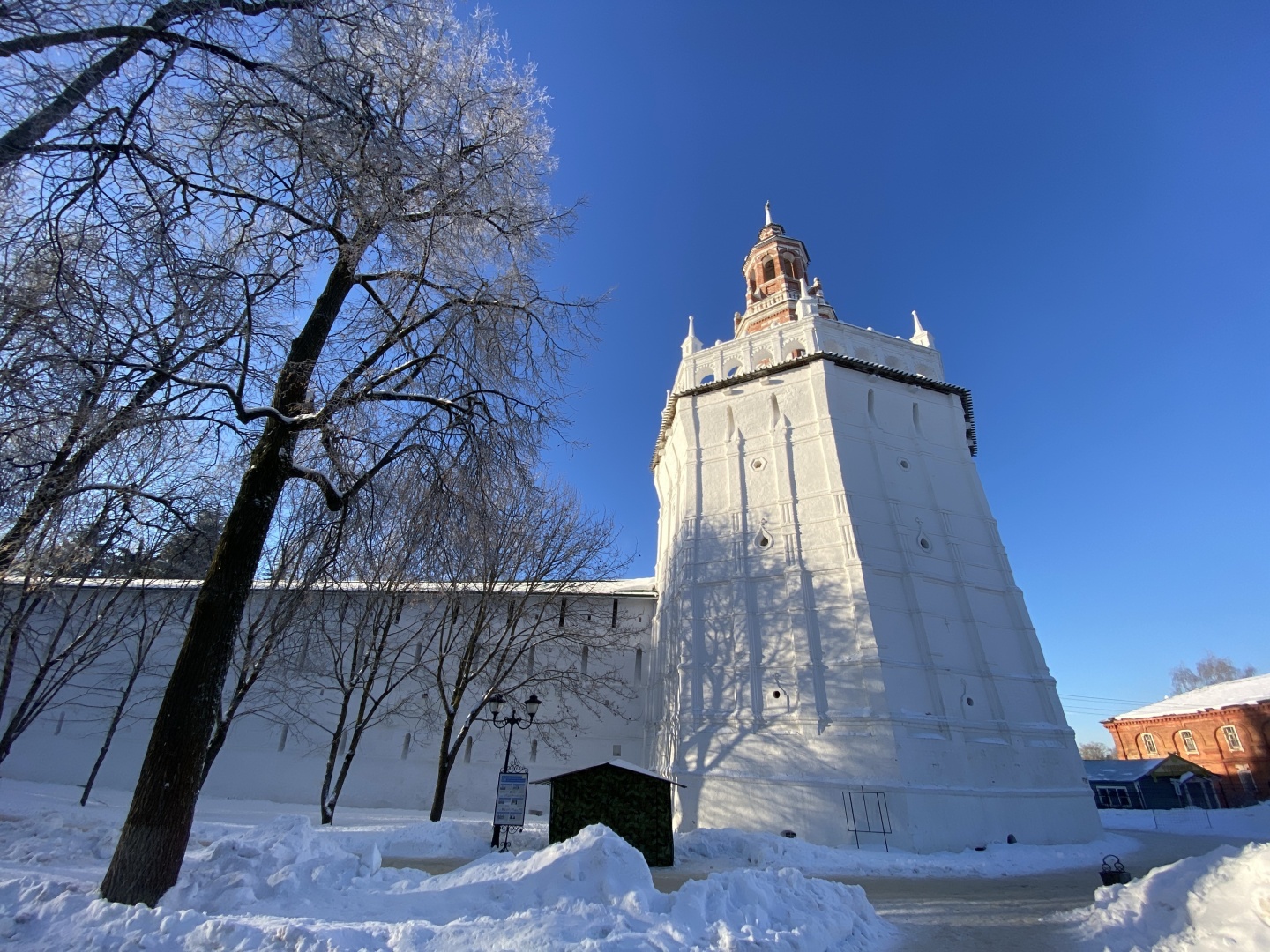 С Новым годом и Рождеством. А у нас конкурс. Старейшие города России