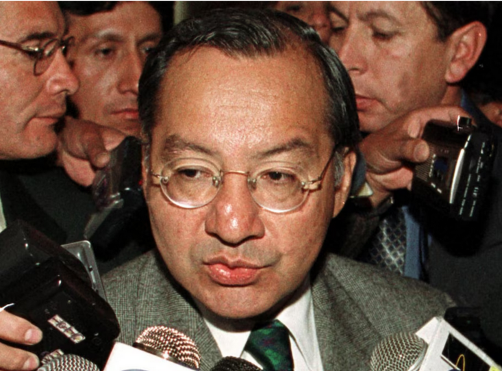 Экс-посла США обвиняют в том, что он был секретным агентом Кубы с 1981 года