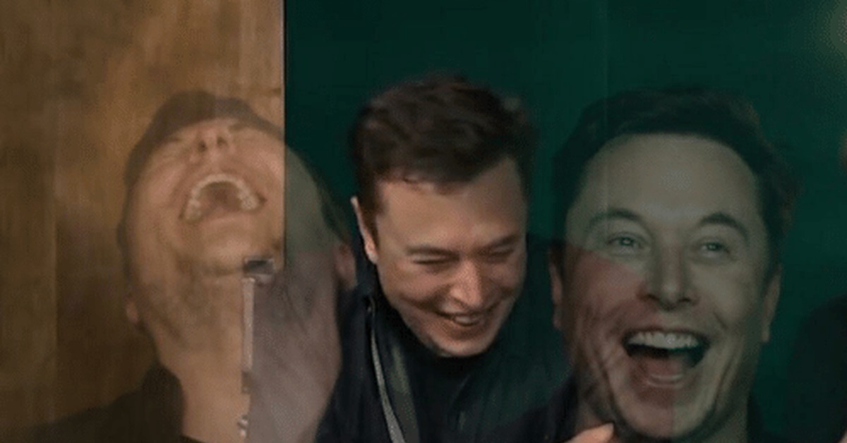 Они стали в три раза богаче за счет бедности других.5 против 5 000 000 000.