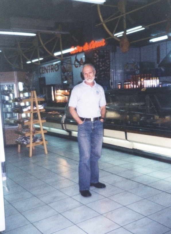 Покупаю недвижимость в тропическом раю. Часть 1. Щенячий азарт желающего жить в стране вечного лета и купаться в вечно тёплом океане