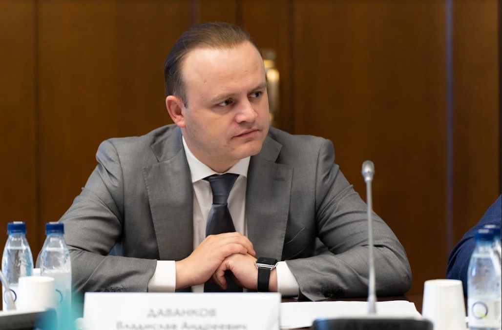 Выборы президента России 2024: какие кандидаты поборются за пост главы нашего государства?