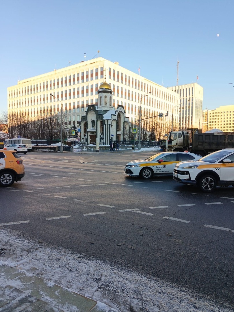 Приглашаю вас в «Ледовую Москву 2024». Москва красива и зимой, и летом. Мы побывали на выставке-форуме в Москве. Фото. Опрос