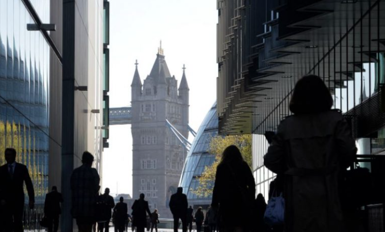 Британия: за шаг до уничтожения десятков тысяч предприятий