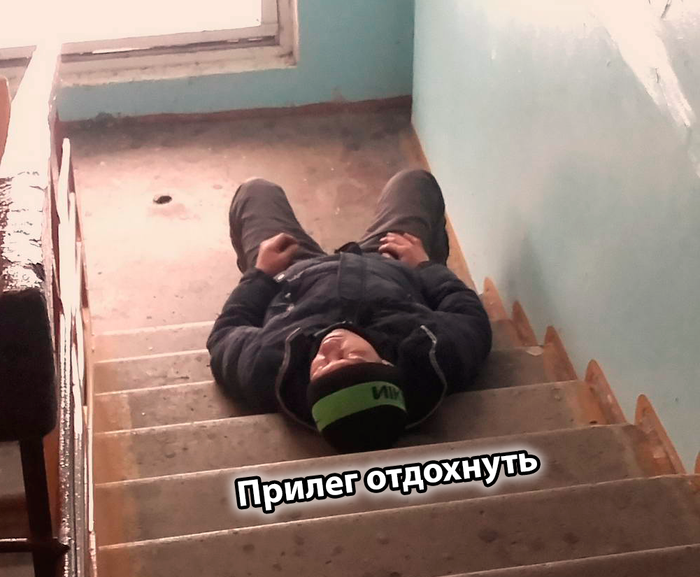 «Слишком долго живёшь!» Как сосед алкоголик кошмарит свою мать-пенсионерку