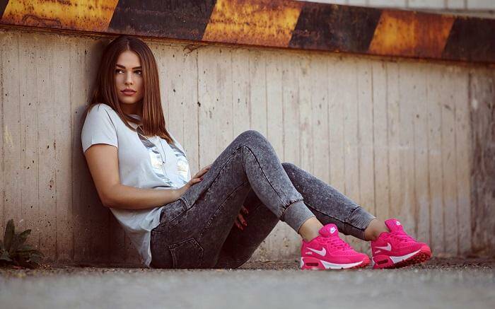 Наиболее популярные оттенки кроссовок и удачные сочетания