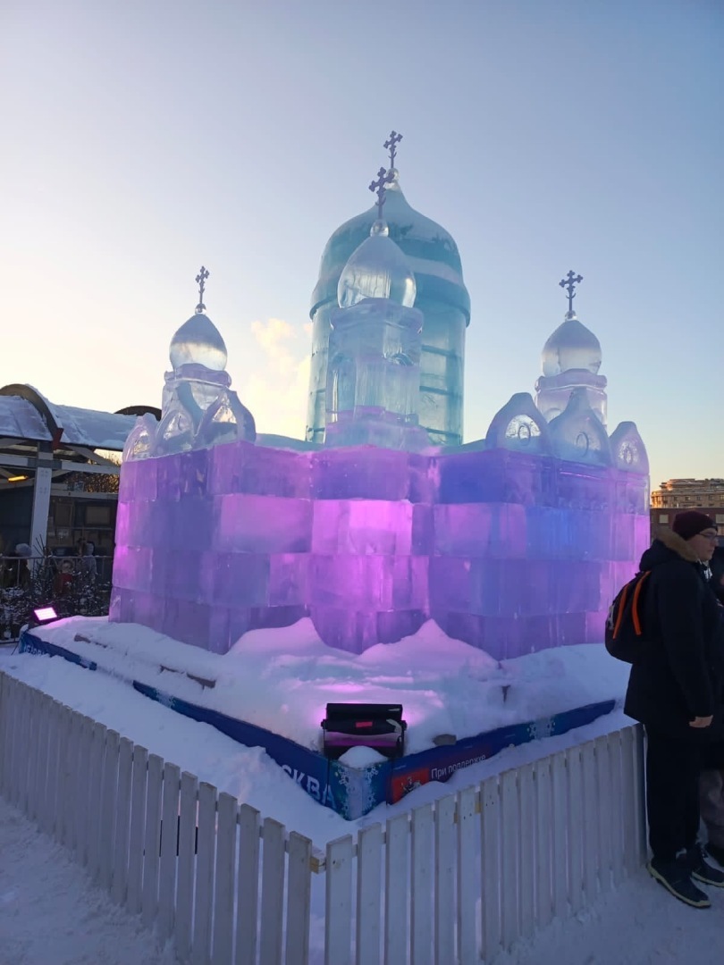 Приглашаю вас в «Ледовую Москву 2024». Москва красива и зимой, и летом. Мы побывали на выставке-форуме в Москве. Фото. Опрос