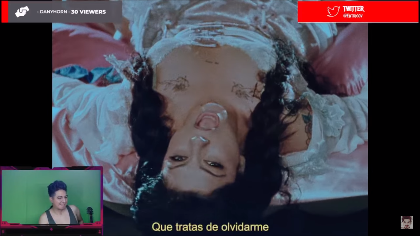 Популярная чилийская певица Мон Лаферте заставила бурлить весь испаноязычный ютуб шокирующим видео со своей новой песней "Порнократия"