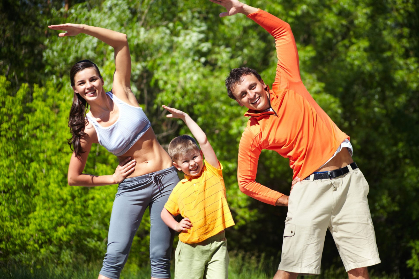 Легкие и лучшие упражнения для утренней гимнастики: встречайте свой день с энергией и жизненным настроением!