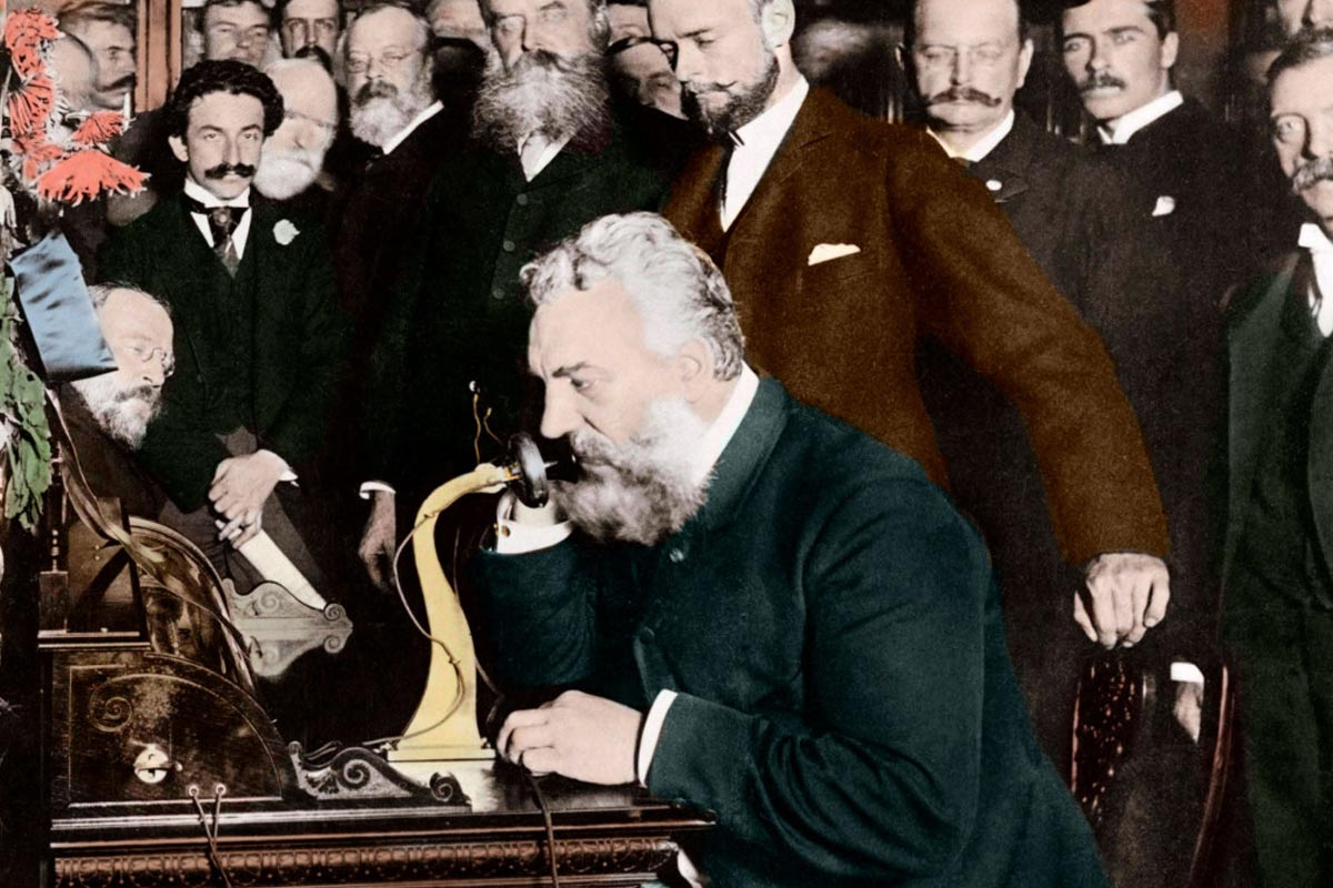 Почему российские номера начинаются на +7 и откуда взялась восьмерка?