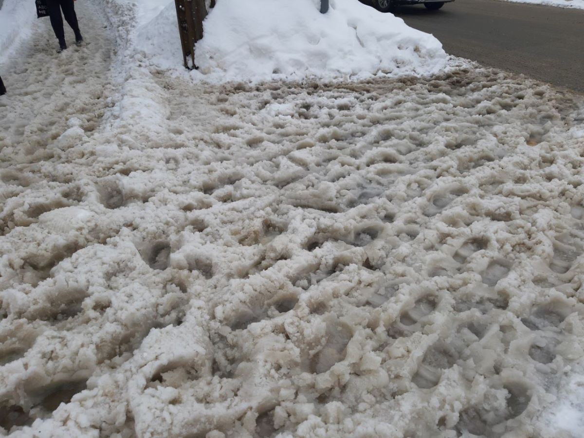 Калуга тонет в снежном месиве