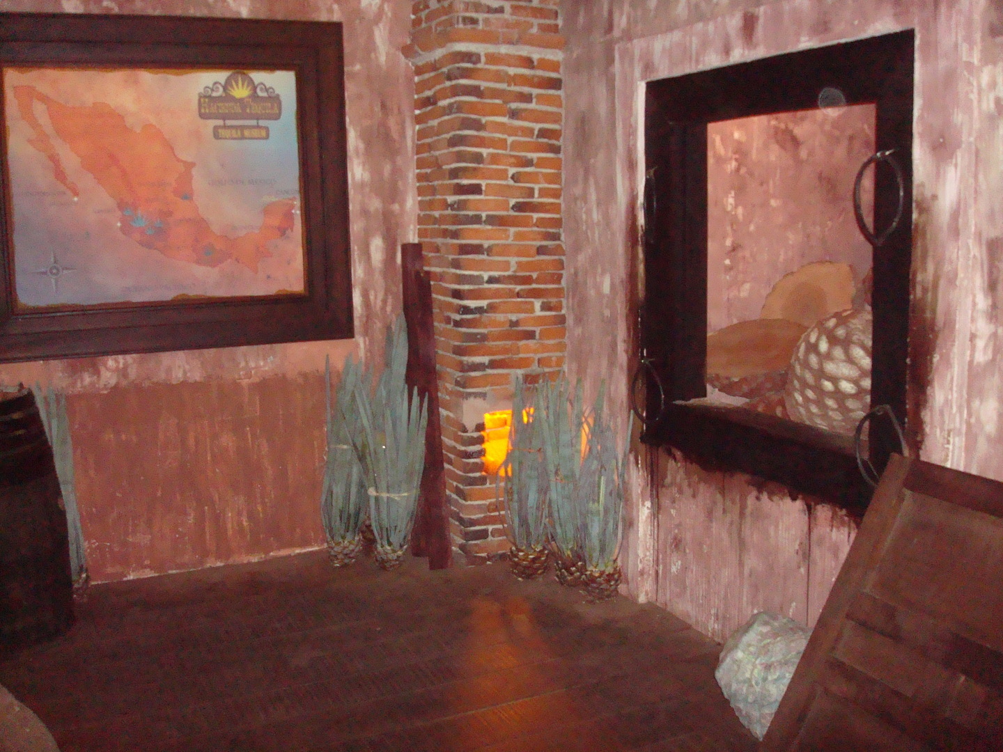 Мое путешествие в Мексике. Часть 2. Музей текилы, парашют, драгоценные камни, сеноты