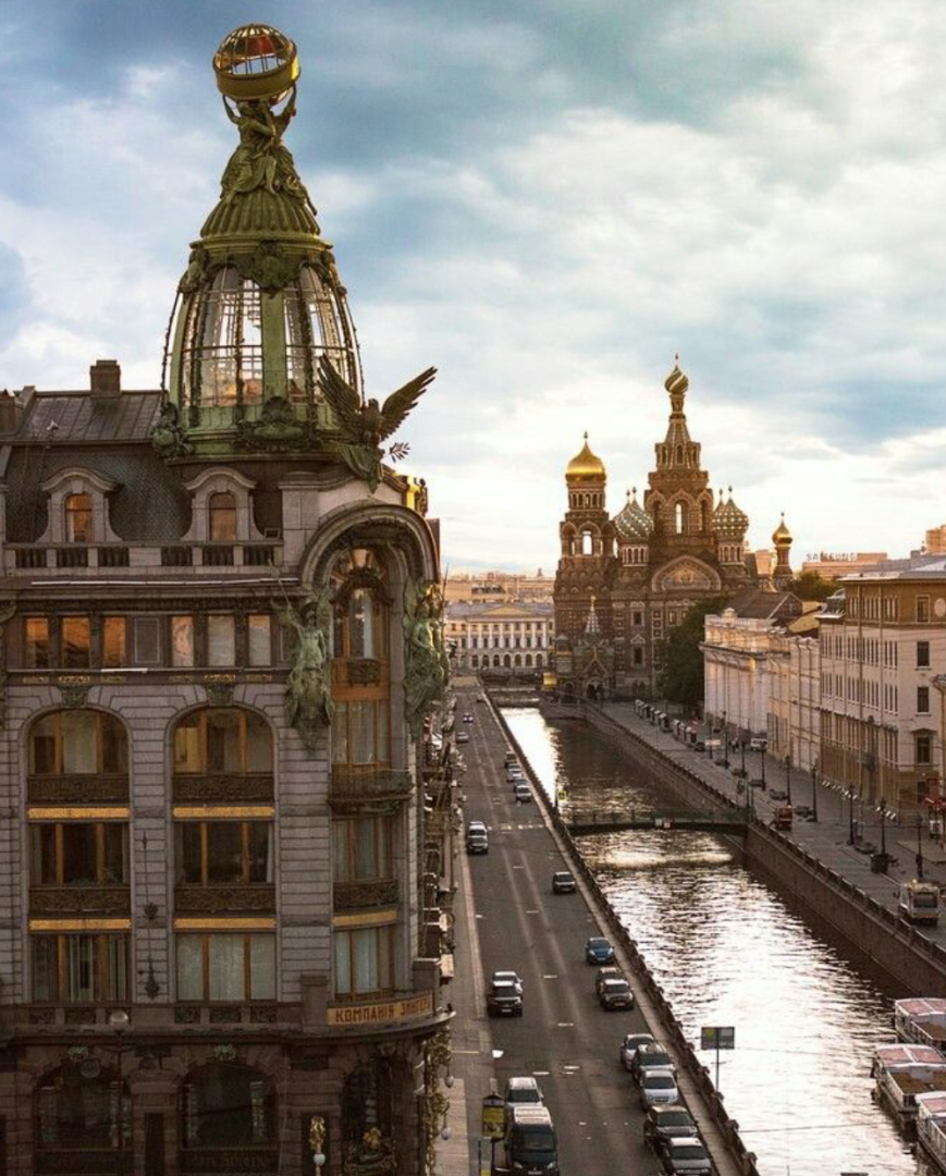 "Петербургские дни и ночи: путешествие от великолепия к уюту"