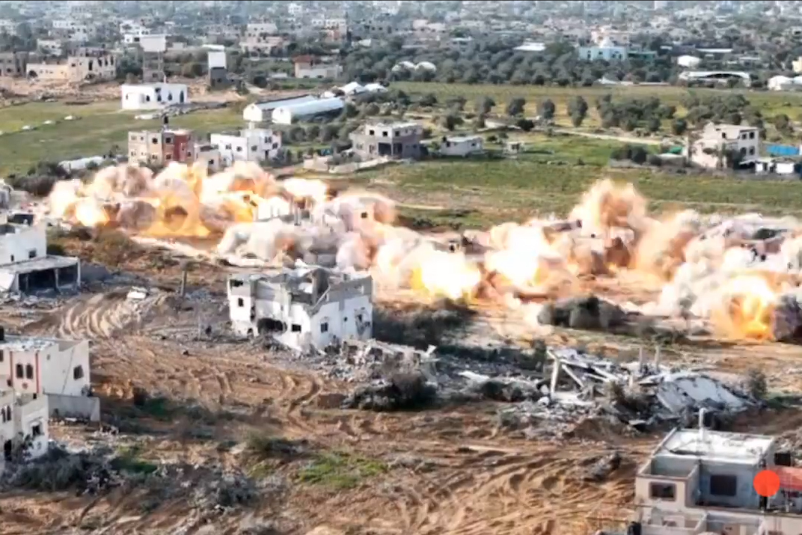 Контролируемые сносы домов Израилем сносят кварталы в Газе