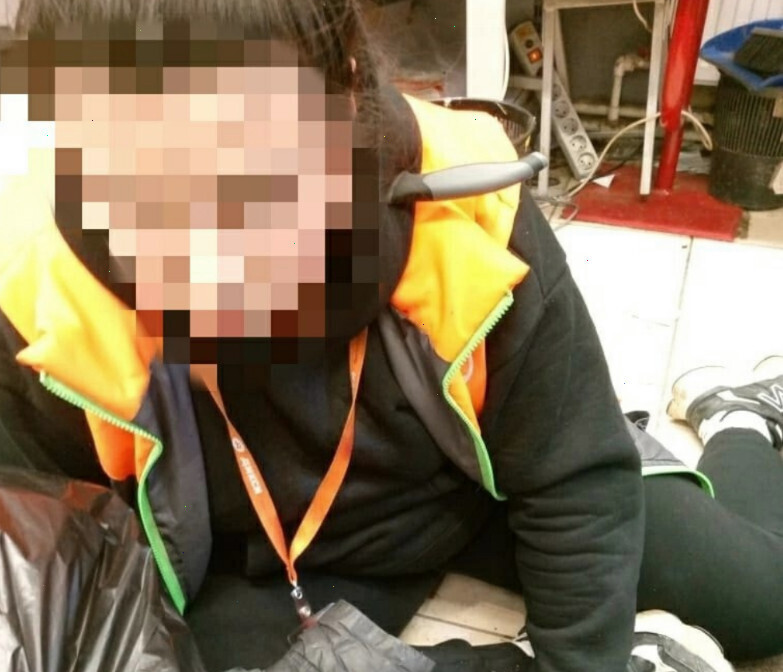 В Дикси иностранец с «характерным акцентом» воткнул продавщице в шею нож. Выжидал подходящего момента и вонзил острие и убежал