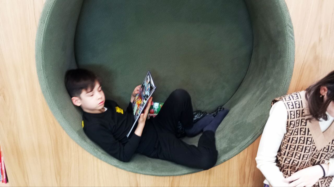 Новая бесплатная Детская Библиотека в Ташкенте, это настоящий книжный город для детей и взрослых