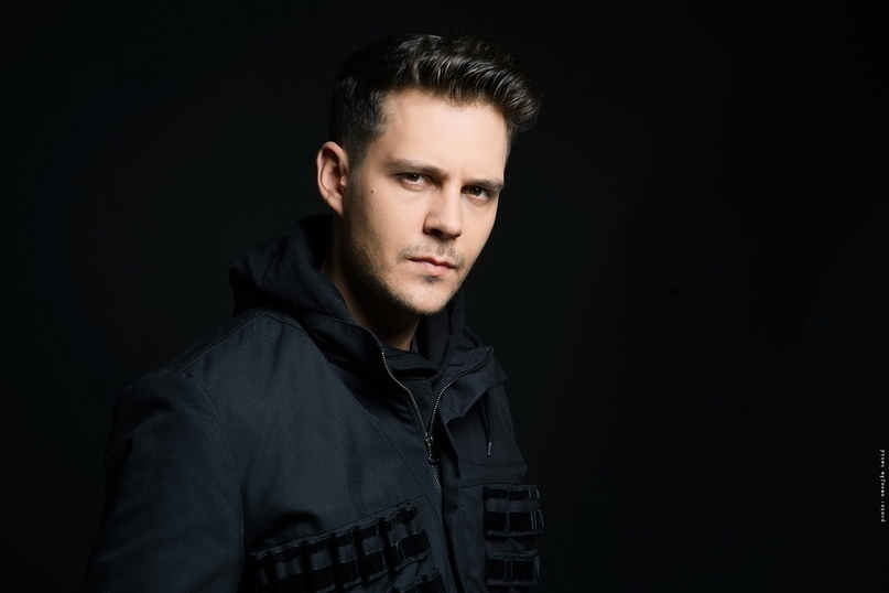 Милош Бикович ушел из проекта “Белый лотос” после возражений со стороны Украины.