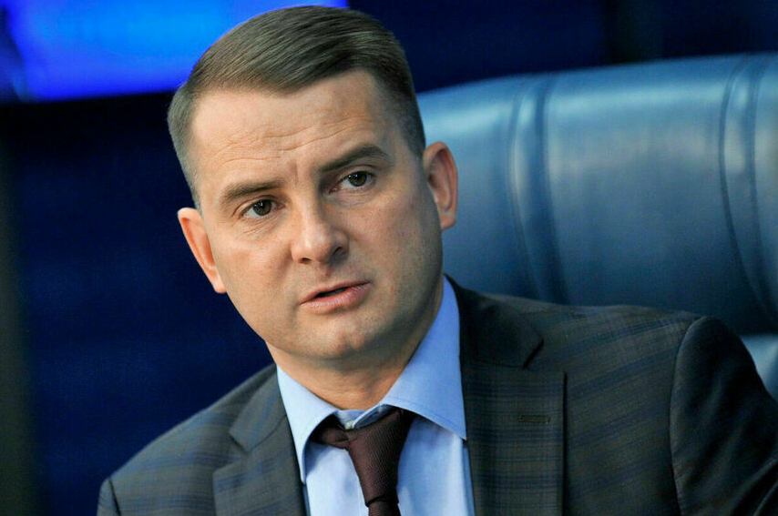 Отстраниться от смартфонов. Как парламентарии справляются с цифровой зависимостью