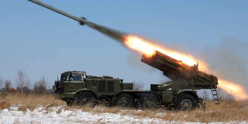 Минобороны РФ сообщило о групповом ударе по предприятиям ВПК Украины