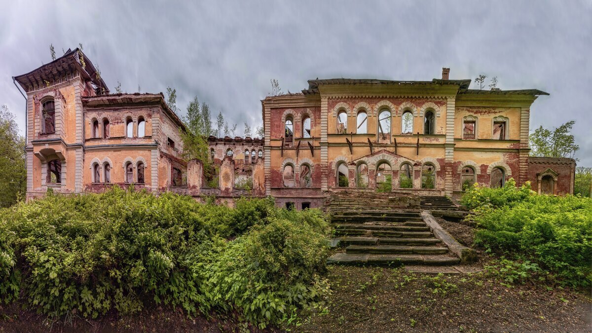**Самые красивые и пугающие заброшенные усадьбы России: Откройте Тайны Забытых Мест**