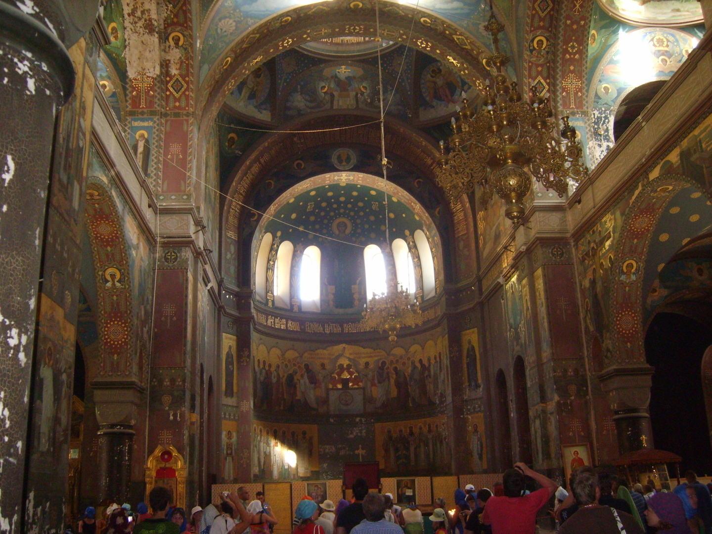 Наша экскурсия в «Страну Души». Новоафонская пещера, Каменный мешок, Голубое озеро, озеро Рица...