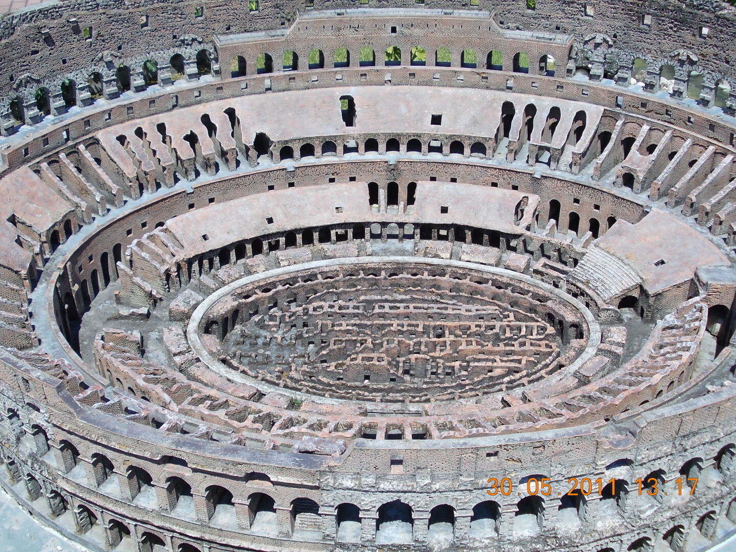 «Парк «Маленькая Италия» в окрестностях Римини » - Расскажу (и покажу) как был в этой развлекательно-познавательной локации в самом конце мая 2011 г