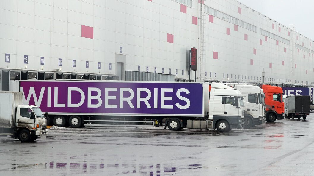 Две сотни разъяренных сотрудников Wildberries бились насмерть: драку разнимал ОМОН