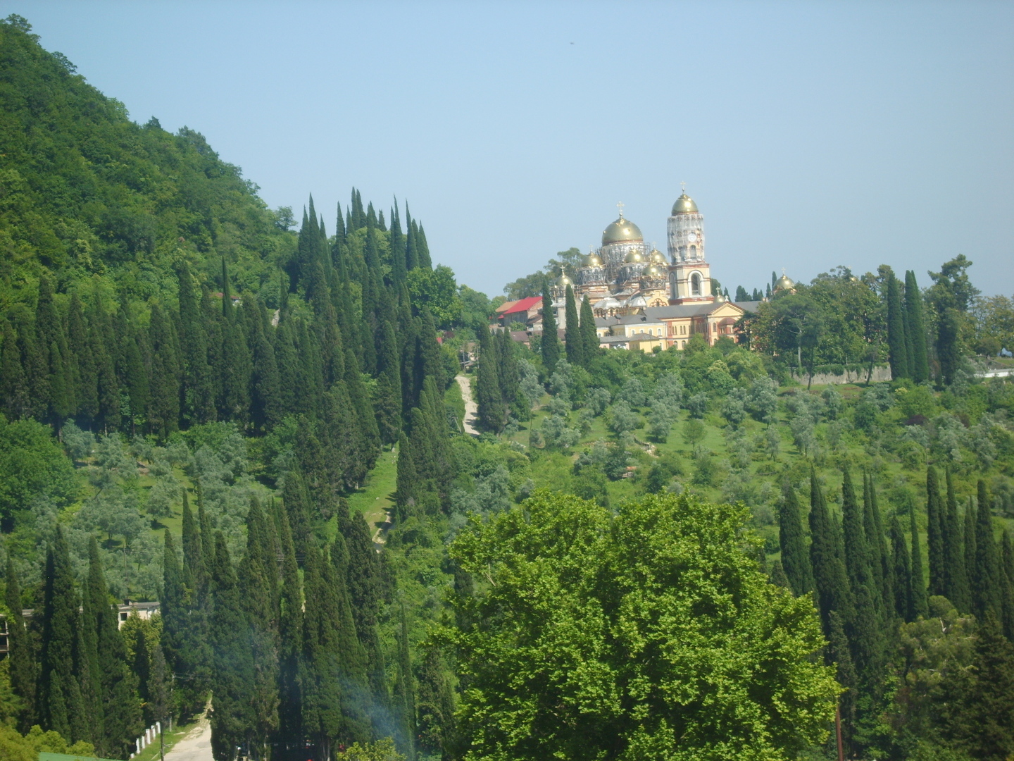 Наша экскурсия в «Страну Души». Новоафонская пещера, Каменный мешок, Голубое озеро, озеро Рица...