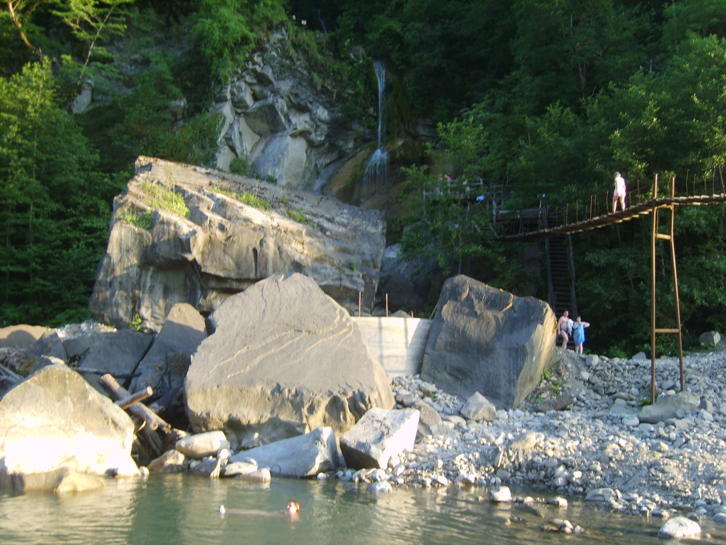 Наша незабываемая, интереснейшая экскурсия «33 водопада». Лето, июнь, 2010 год