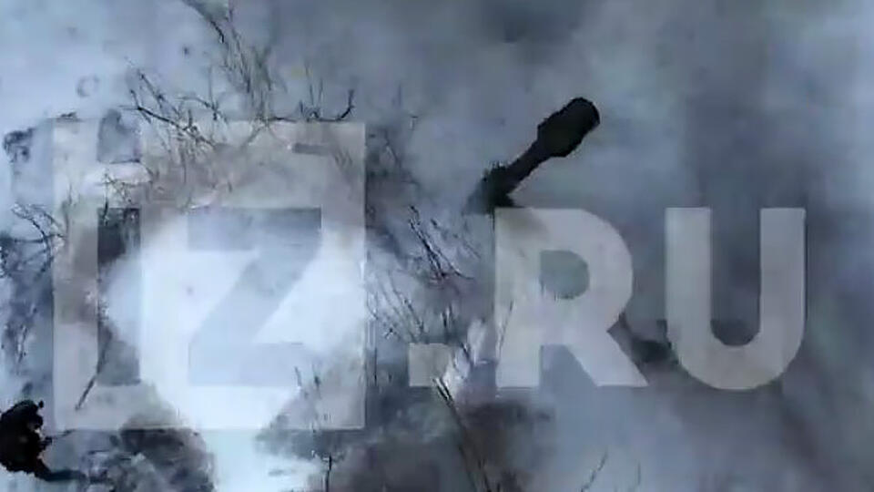 Российские истребители атакуют цели ВСУ в районе Марьинки.