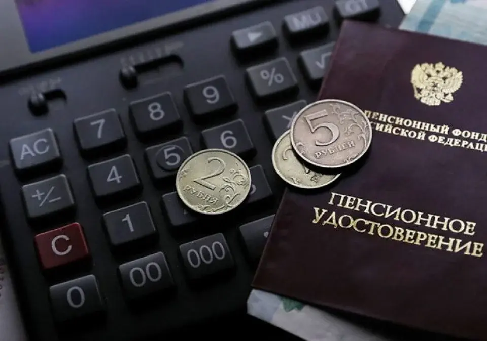 Внук ухаживает за дедом: правовые особенности предоставления доплаты