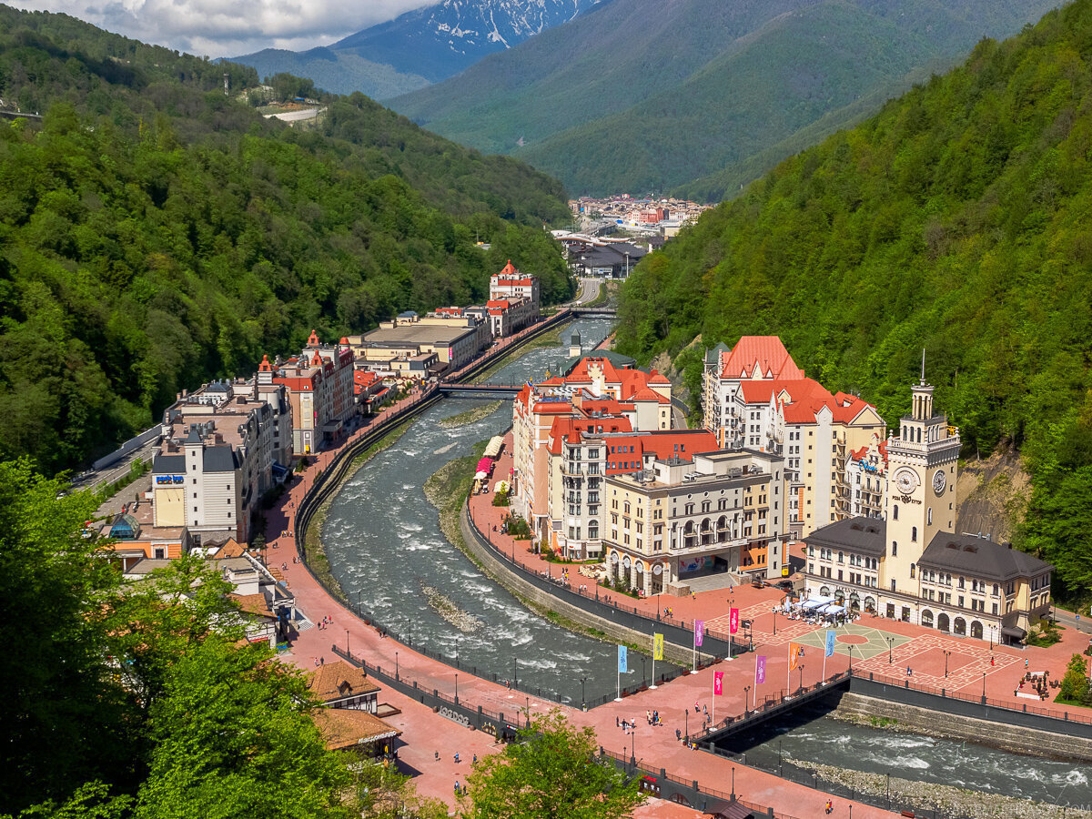 Красная Поляна: Захватывающая зимняя страна чудес и семейный рай для отдыха зимой