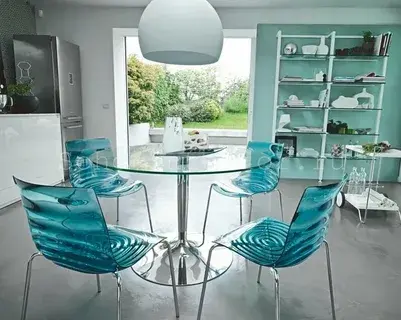 Стеклянная мебель: стильный и функциональный интерьер