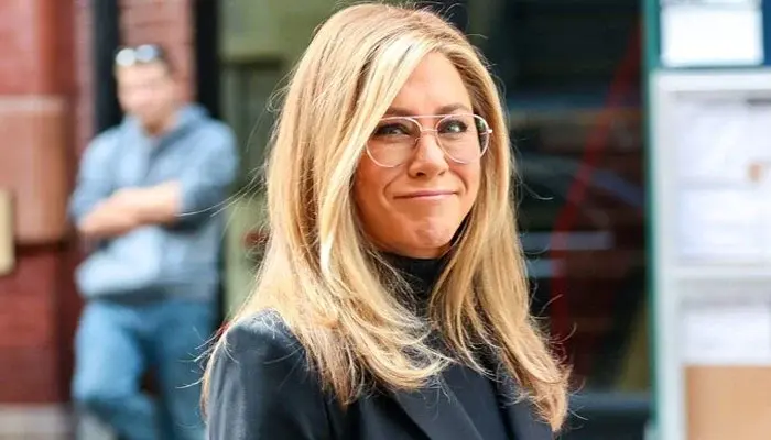 Знаменательное празднование дня рождения Дженнифер Энистон