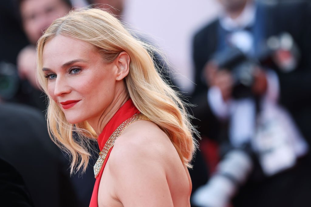 Эфектные фото знаменитостей которые не верят в пластику,и это видно