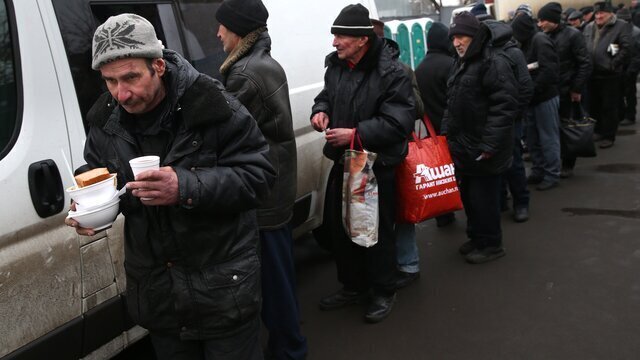 «От Молдовы до Сибири»: истории московских бомжей из разных краёв