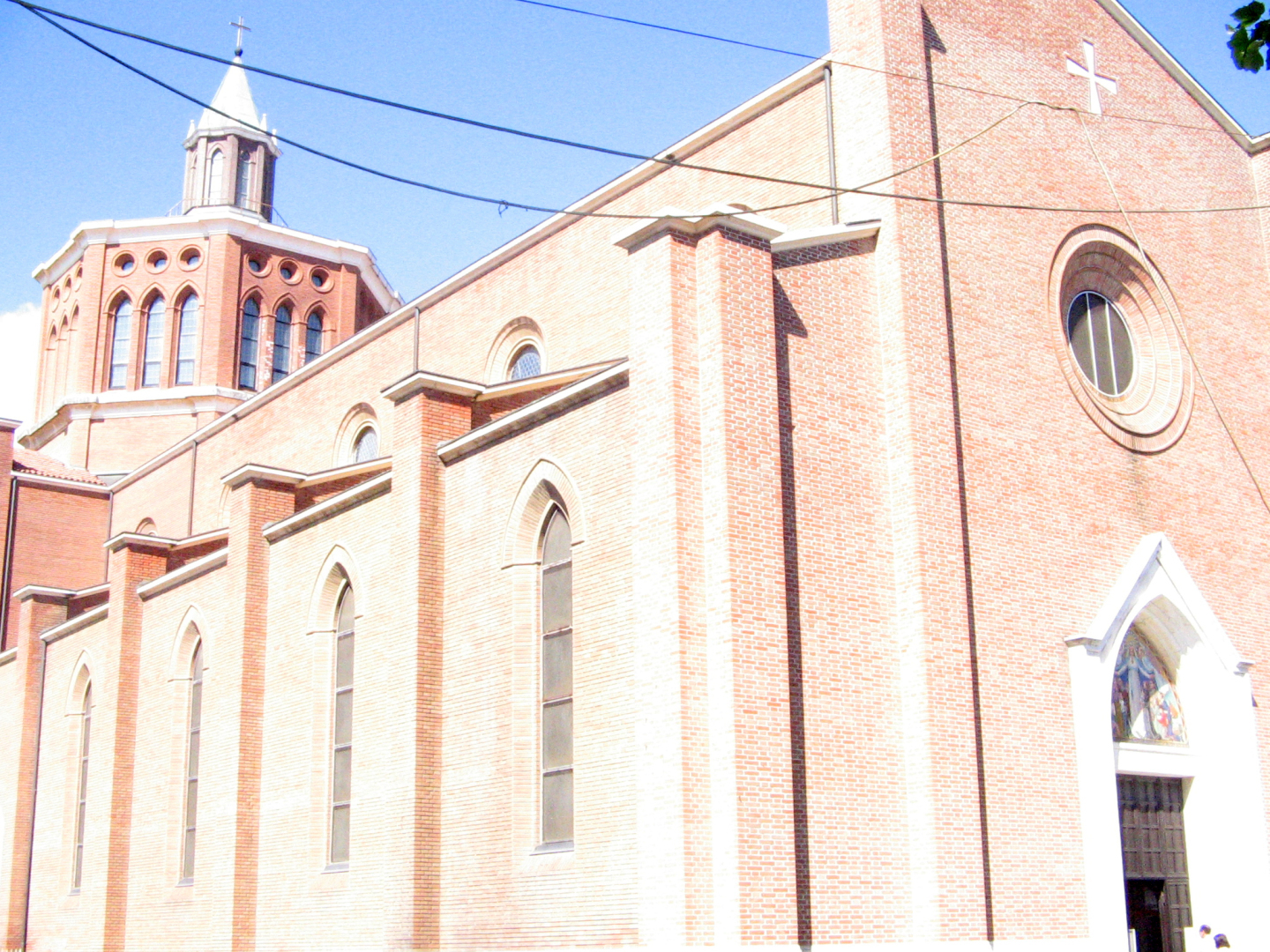 «Римини – самый «советский» город в Италии» -  Наши с женой «Итальянские каникулы» пришлись на самый переход из мая в июнь 2011 года.