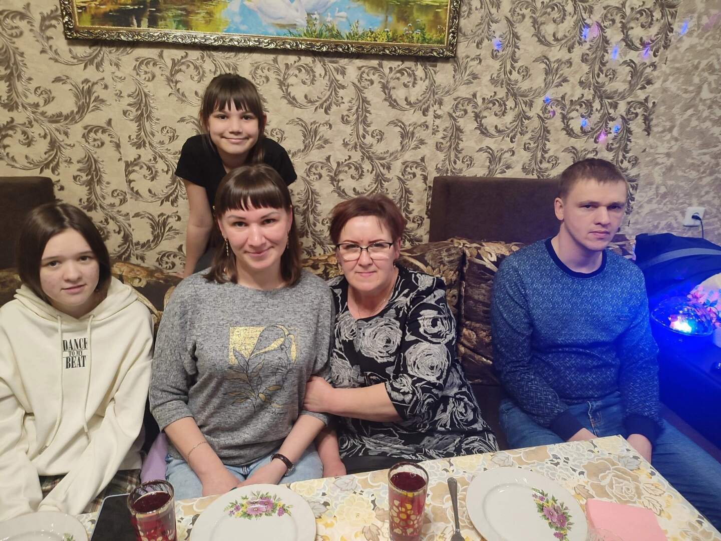 «Когда я узнала, что не родная»: что же, вы думаете, я сделала? История моей жизни