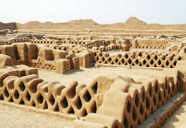 Мировые достопримечательности, которые могут скоро исчезнуть: Чан-Чан, Перу