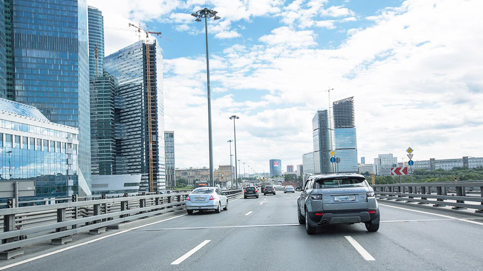 Купить машину, каршеринг или поездки на такси? На чем сегодня дешевле ездить