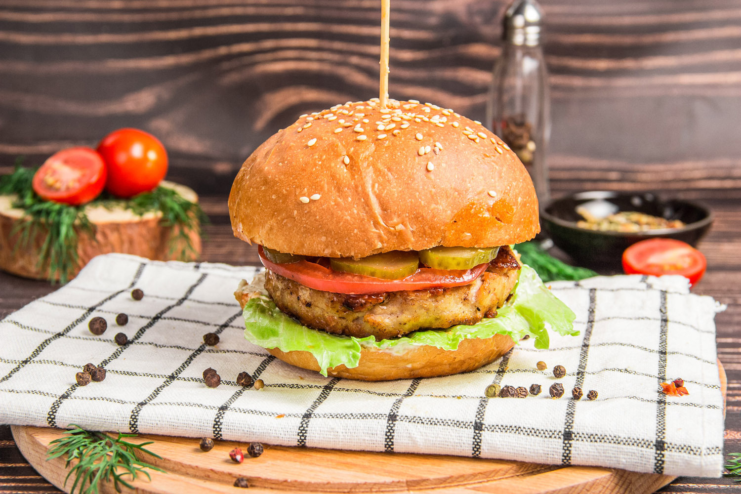 Вкусно и Полезно: Как Бургер с Котлетой из Индейки Покоряет Тренды ЗОЖ