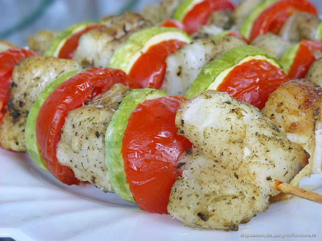 Летний хит: шашлык из судака и цукини – тандем на мангале