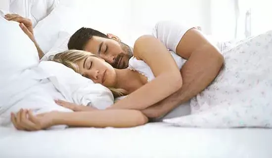 Расскажи мне, как вы спите, и я скажу, как складываются ваши отношения.