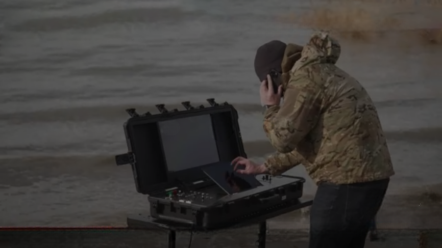 Потопили еще один военный корабль